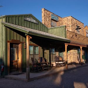 Hotel Tombstone Monument Guest Ranch Exterior photo