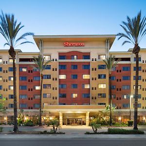 Hotel Sheraton Garden Grove-Anaheim South Exterior photo