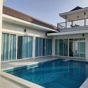 Dara Pool Villa Petchaburi Exterior photo