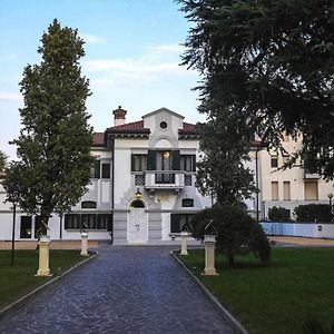 Relais Totì B&B Mogliano Veneto Exterior photo