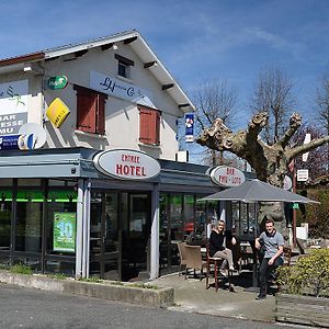 Hotel La Hourquie Café Morlaas Exterior photo