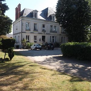 Hotel Du Parc Sancoins Exterior photo