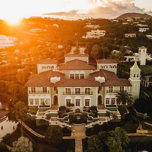 Hotel The Ritz-Carlton St. Thomas Benner Exterior photo