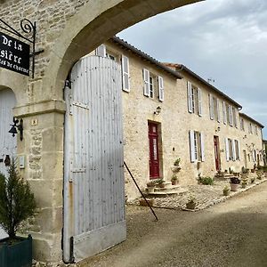 Logis De La Mélissière Bed and Breakfast Xaintray Exterior photo