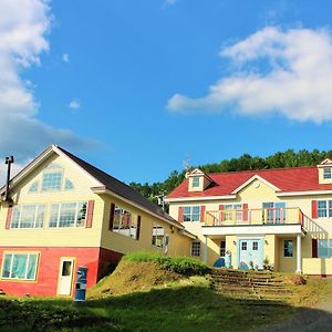 Hotel Pension Hoshi Ni Negaiwo NakaNakafurano Exterior photo