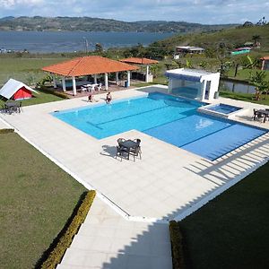 Appartamento Lake House Calima II Exterior photo