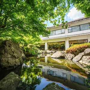 Hotel Hoho "A Hotel Overlooking The Echigo Plain And The Yahiko Mountain Range" Formerly Hotel Oohashi Yakata-No-Yu Niigata Exterior photo