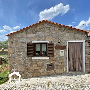 A Casa Da Avo Mina Villa Sortelha Exterior photo