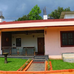 Appartamento Vishaal Estate And Farm House Mangalore Exterior photo