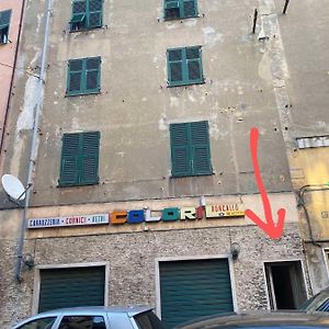 appartamento economico con tre stanze Genova Exterior photo
