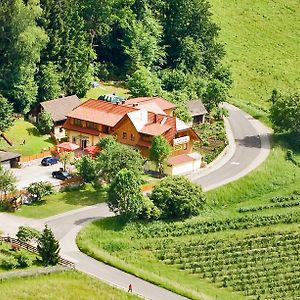 Hotel Waldhof Villach Exterior photo