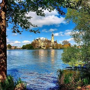 Appartamento Modernes Wohnen Am See Schwerin  Exterior photo