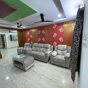 Appartamento Furnished 3 Bhk In Prime Location Near Arilova - 3Rd Floor Visakhapatnam Exterior photo