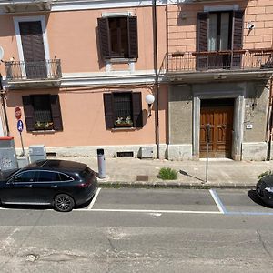 Via Piave 82 Bed and Breakfast Cosenza Exterior photo