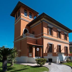 Hotel Palazzo Moresco Santa Marinella Exterior photo