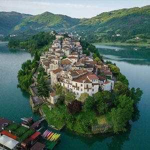 Appartamento Letizia lake house panoramic view Colle di Tora Exterior photo