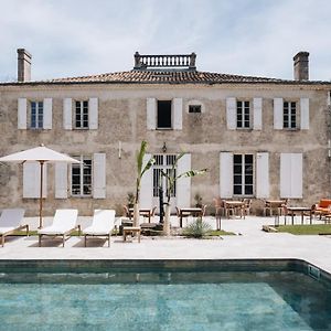 Le Château Réal Bed and Breakfast Saint-Seurin-de-Cadourne Exterior photo