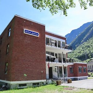 Rjukan Gjestehus Ostello Exterior photo