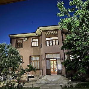 Hotel Brown Hill Samarkand Exterior photo