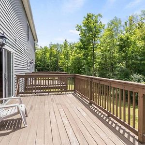 Spacious Wine Country Retreat Close To Ithaca Lansing Exterior photo