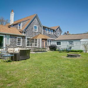 Charming Cape Cod Home Less Than 1 Mi To Ocean And Marina! Barnstable Exterior photo