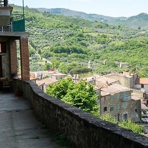 Appartamento Casa Angolo Cantina Nel Castello Montegiovi Exterior photo