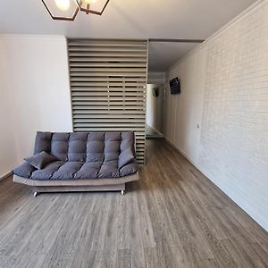 Appartamento Apartament Modern Balti Exterior photo