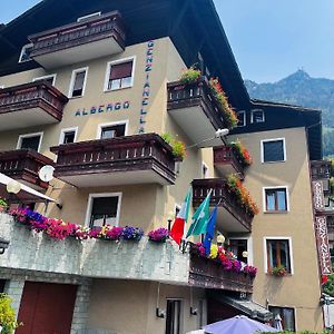 Hotel Genzianella Chiesa in Valmalenco Exterior photo