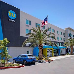 Hotel Tru By Hilton Lathrop Exterior photo