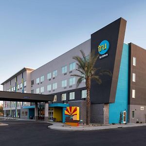 Hotel Tru By Hilton Phoenix Glendale Westgate Exterior photo