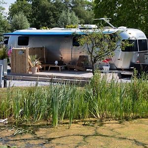 Appartamento Airstream Retro Usa Caravan Earnewâld Exterior photo