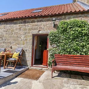 Daffodil Cottage, Whitby Danby Exterior photo