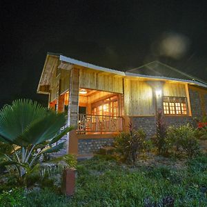 Parkview Safari Lodge-Kyambura Busonga Exterior photo