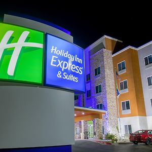Holiday Inn Express & Suites Raymondville, An Ihg Hotel Exterior photo