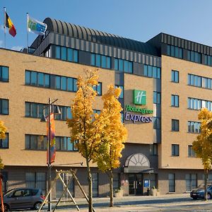 Holiday Inn Express Hasselt, An Ihg Hotel Exterior photo