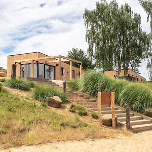 Modern Air-Conditioned Chalet In A Holiday Park Villa Well  Exterior photo