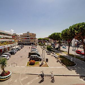 Hotel Meravigliosa Camera Con Finiture Di Lusso Appena Ristrutturata Marina Di Carrara Exterior photo