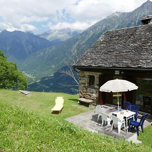 Holiday Home Rustico Tecc du Martin Leontica Exterior photo