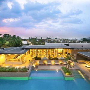 Hotel Blvd Club - Near Bengaluru Airport Exterior photo