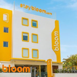 Bloom Hotel - Golf Course Road, Sector 43 Gurgaon Exterior photo