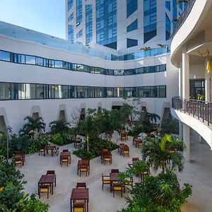 Hotel Grand Aston Habana L'Avana Exterior photo