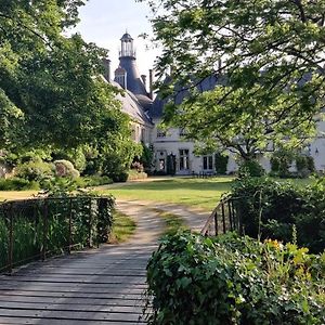 Chateau De Thouare Bed and Breakfast Exterior photo