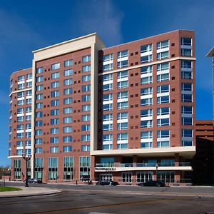 Residence Inn By Marriott St Louis Clayton Exterior photo