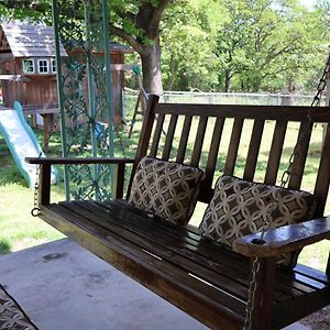 Blue Door Farmhouse Villa Meeker Exterior photo