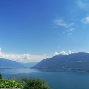 Appartamento Dream Vacation On The Lake Brissago Exterior photo