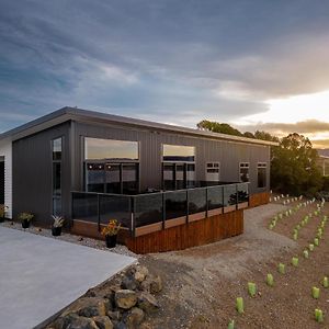 Pembroke Heights Villa Moeraki Exterior photo