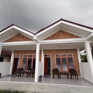 Hisar Guest House Tuk Tuk Exterior photo