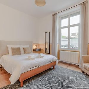 Appartement Spacieux Avec Cour Parfait Pour Famille Et Amis Reims Exterior photo