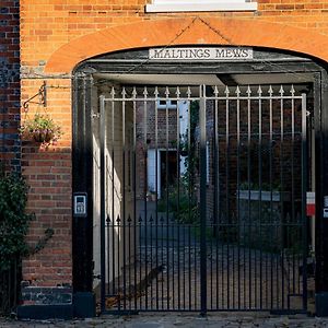 Appartamento Pass The Keys Converted Hop House Apt - Old Amersham - Chilterns Exterior photo