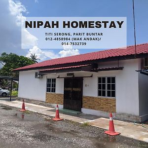 Nipah Homestay Parit Buntar Exterior photo
